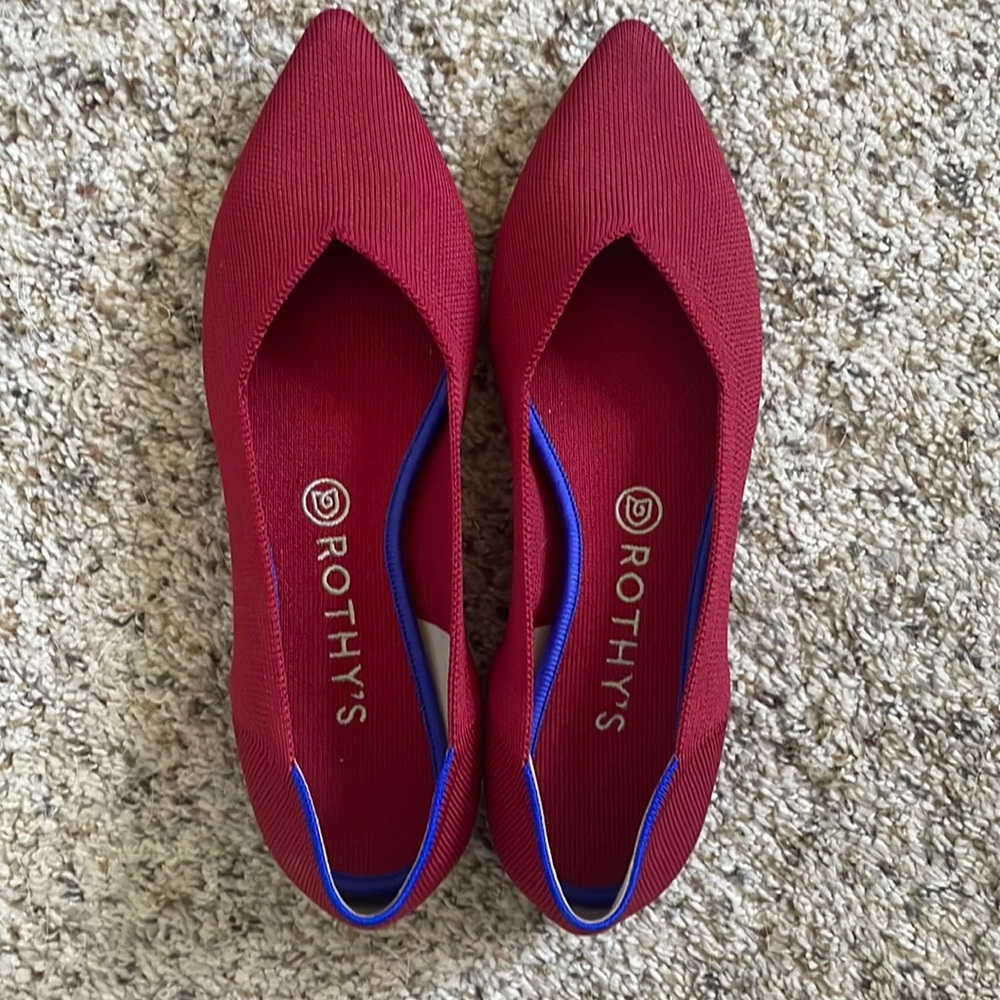 NWT Red Rothy’s Point 9.5